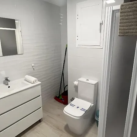 Apartament Lovely 2-bedroom In Torremolinos